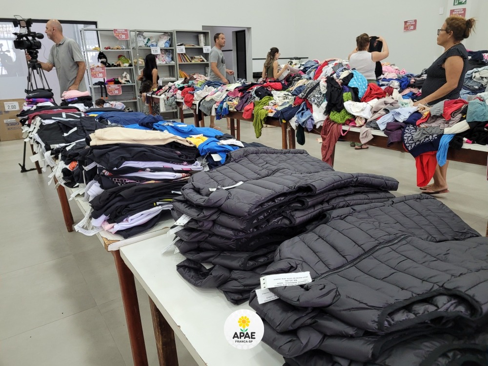 Mega Bazar de Natal da APAE Franca começa nesta quinta, com peças a partir de R$ 1