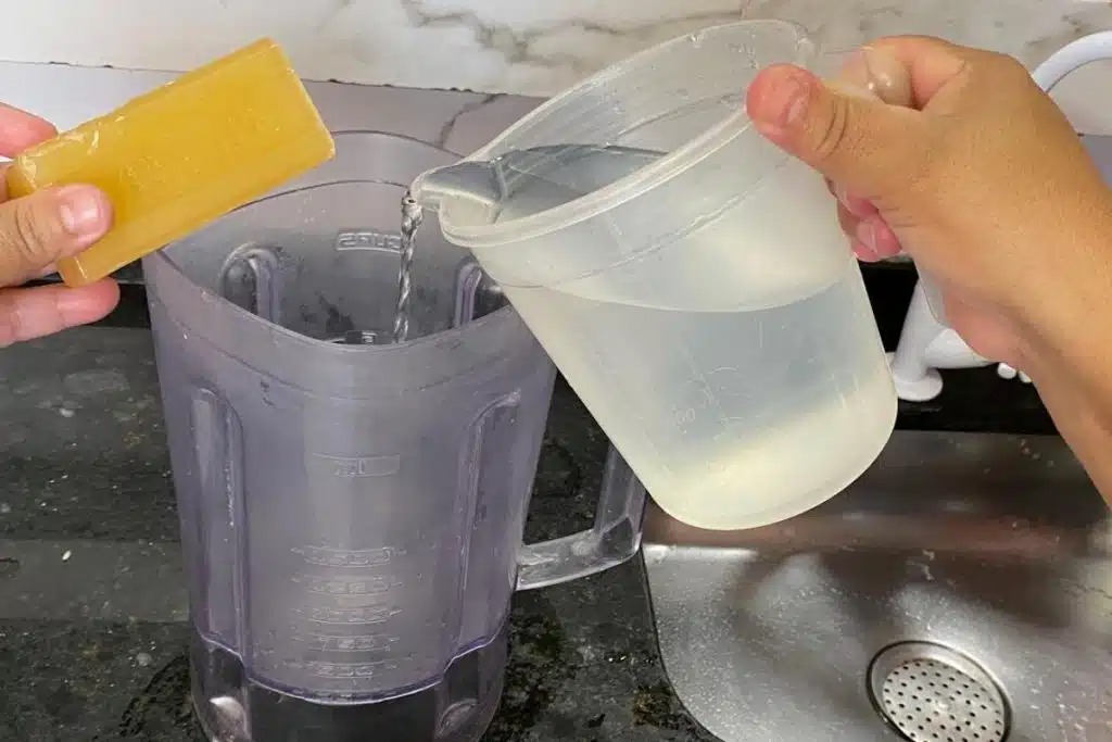 Como fazer sabão caseiro com óleo de cozinha usado: Receita econômica e sustentável