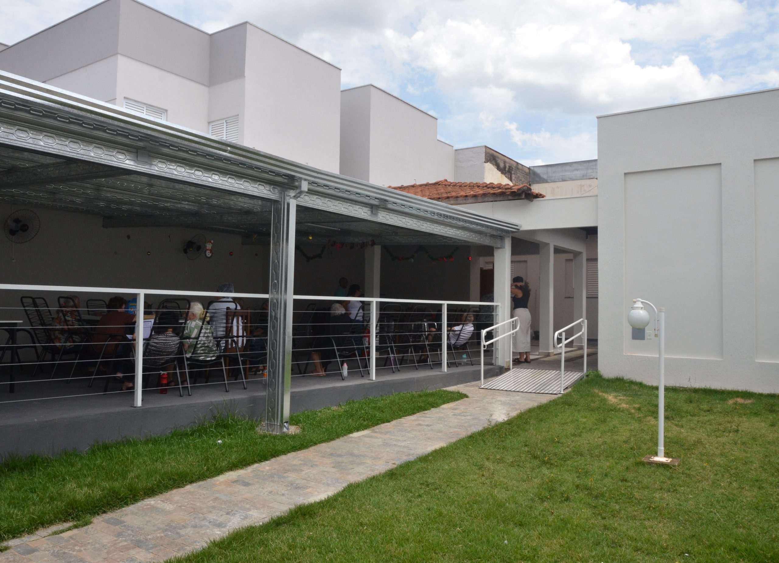 Franca inaugura 10º Centro-Dia com atendimento a idosos e PcDs no São José
