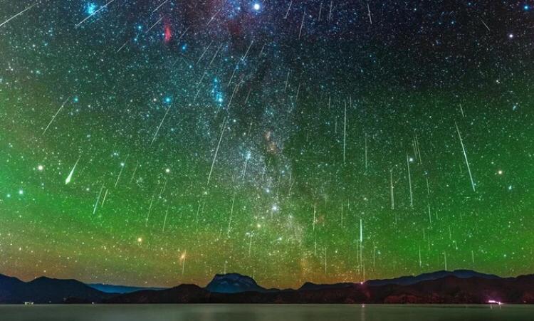 Prevista para esta noite uma chuva de estrelas que pode ter 120 meteoros por hora