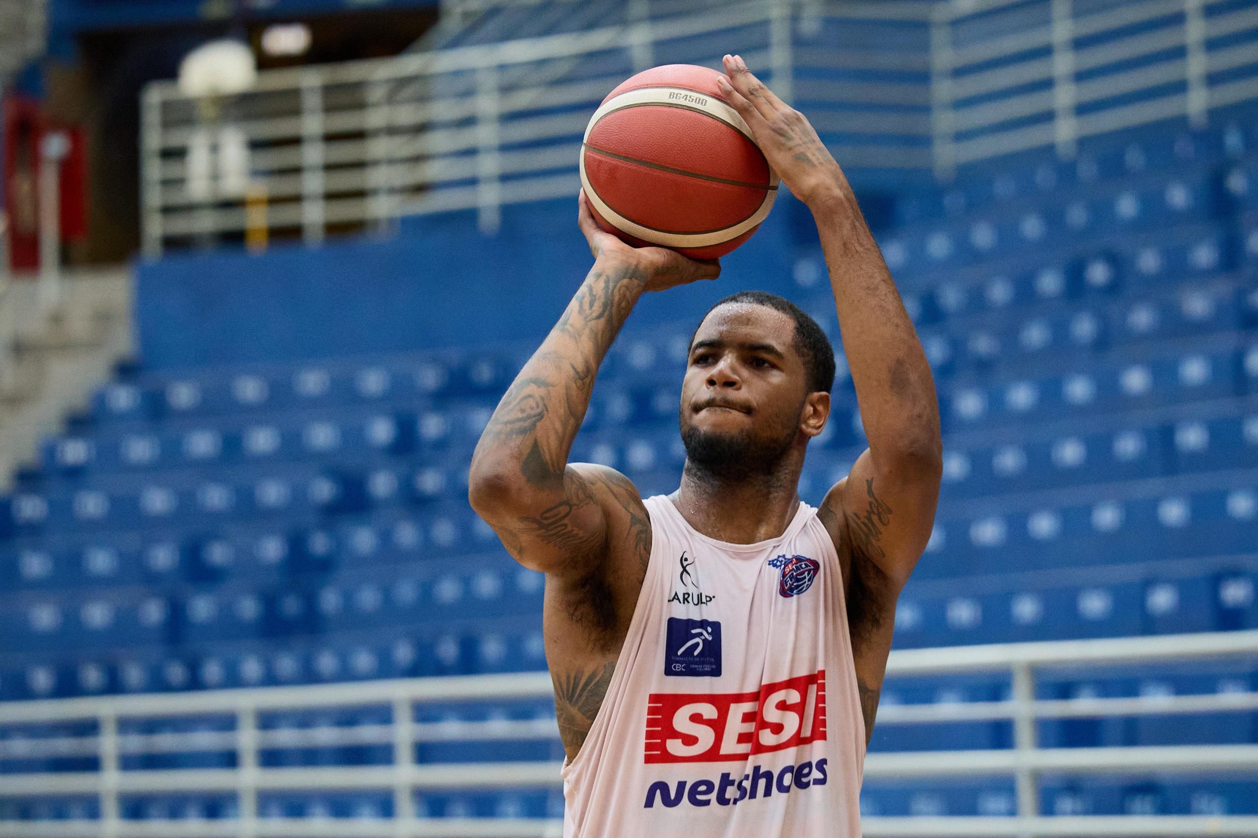 Elenco completo: ala Luis Rodriguez faz estreia nesta quinta pelo Sesi Franca no NBB