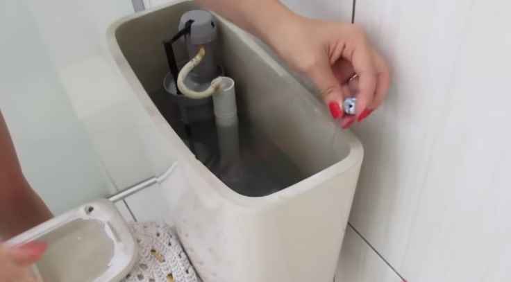 Conheça a dica caseira para deixar seu banheiro perfumado 24 horas por dia