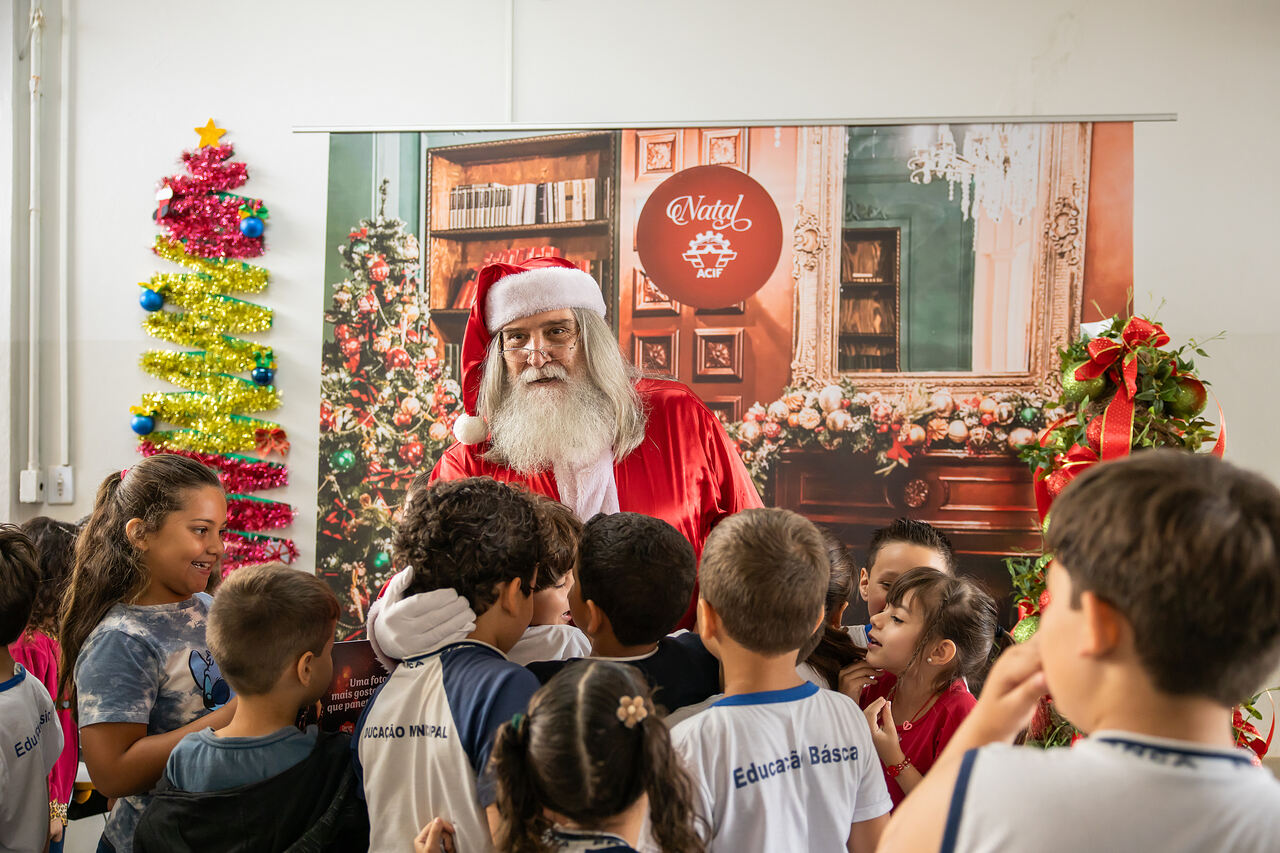 ACIF e Prefeitura de Pedregulho promovem chegada do Papai Noel à cidade, no dia 18