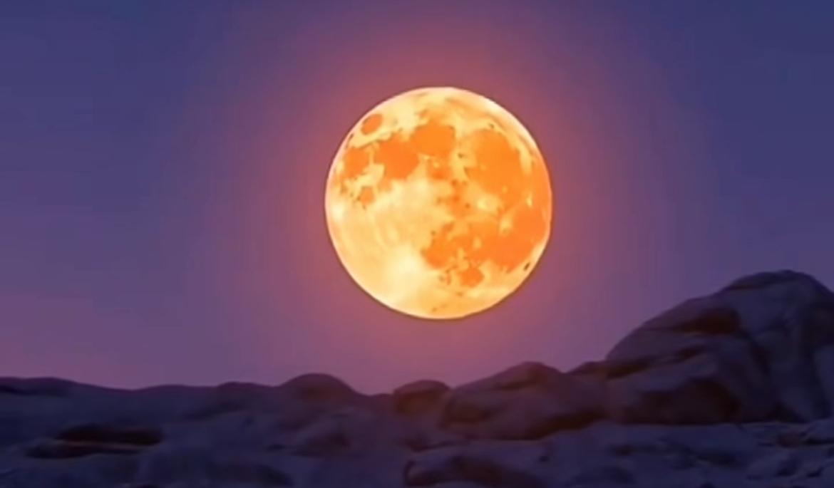 Esta semana (dia 4) tem Superlua e dezembro ainda tem mais duas chuvas de meteoros