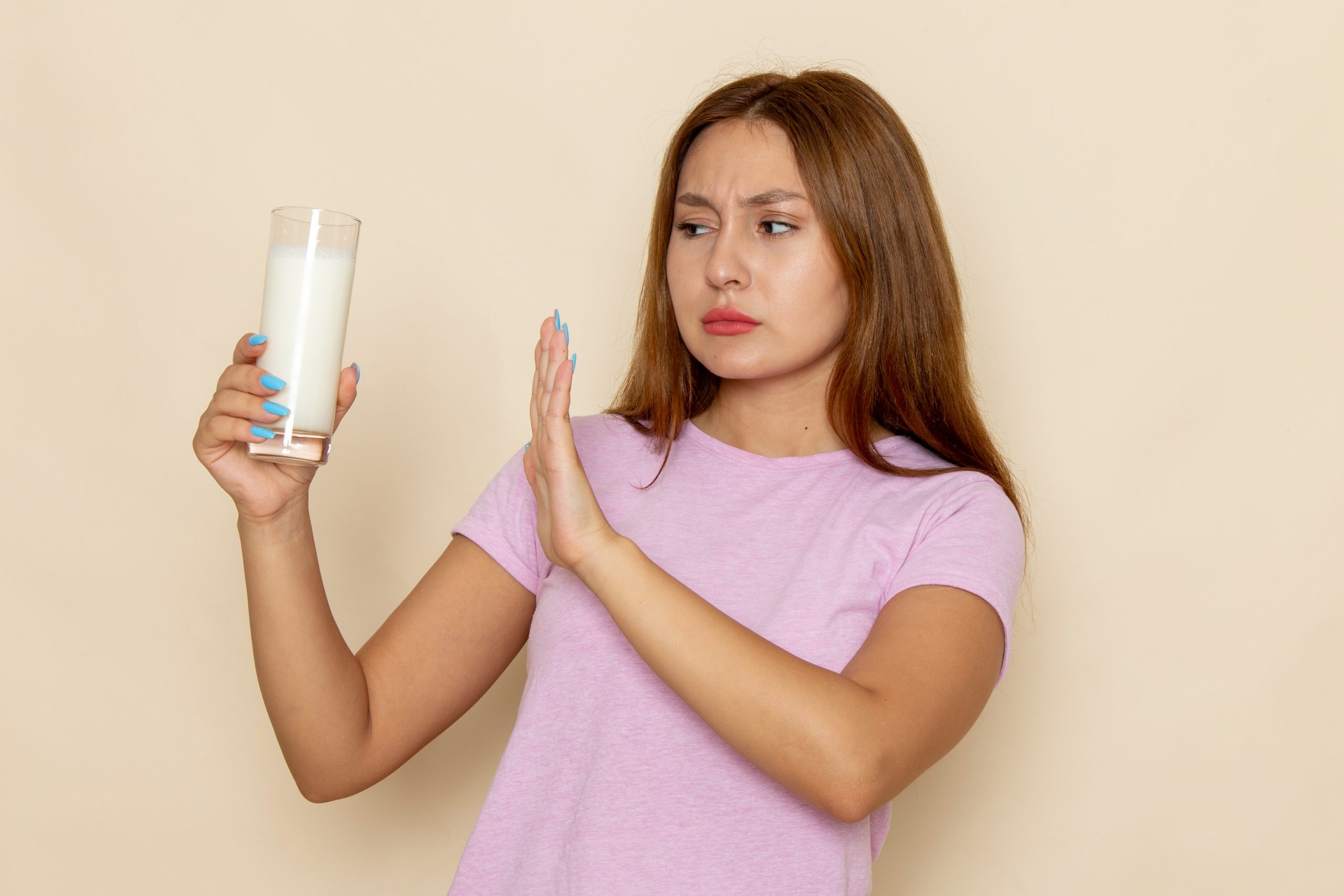É possível “curar” a intolerância a lactose? O que a ciência já sabe