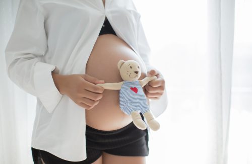Mulheres 40+ já têm mais bebês que adolescentes e redefinem o tempo da maternidade - Jornal da Franca