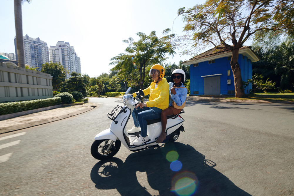 Veja a página que orienta os condutores sobre ciclomotores e autopropelidos