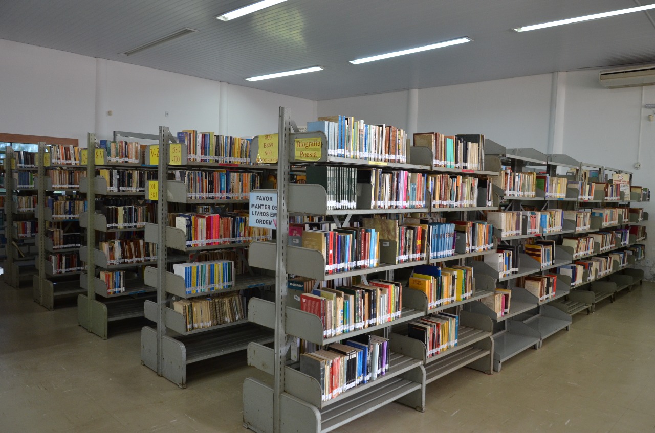 Biblioteca de Franca faz campanha para recuperar 570 livros que não foram devolvidos