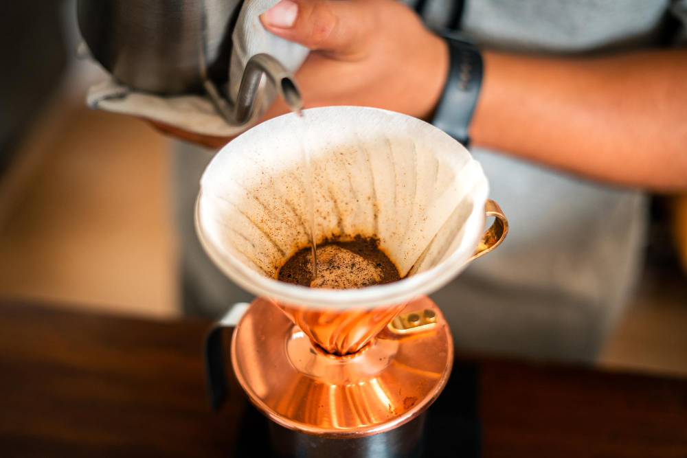 USP revela a forma certa de preparar café e manter a maior quantidade de benefícios