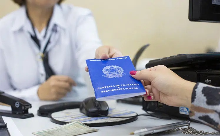 Veja o número de empregos com carteira assinada criados em Franca no ano passado