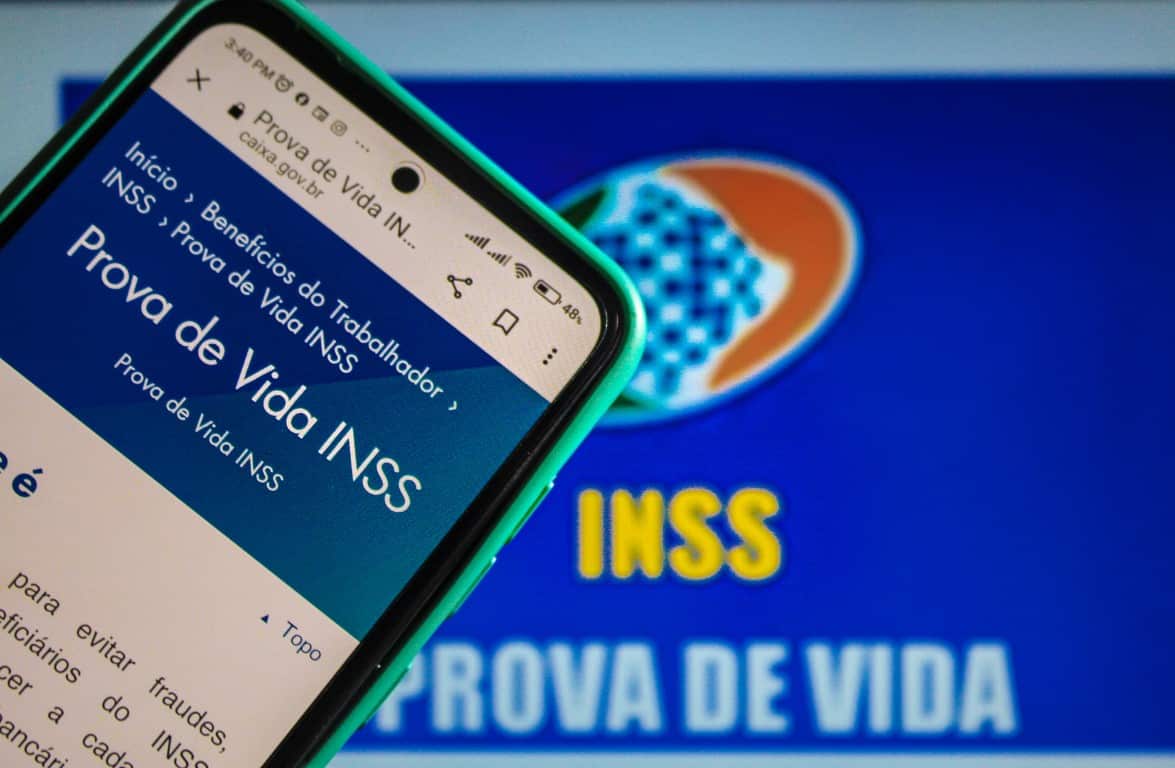INSS dispensa ir ao banco, mas você precisa fazer uma ação com biometria facial