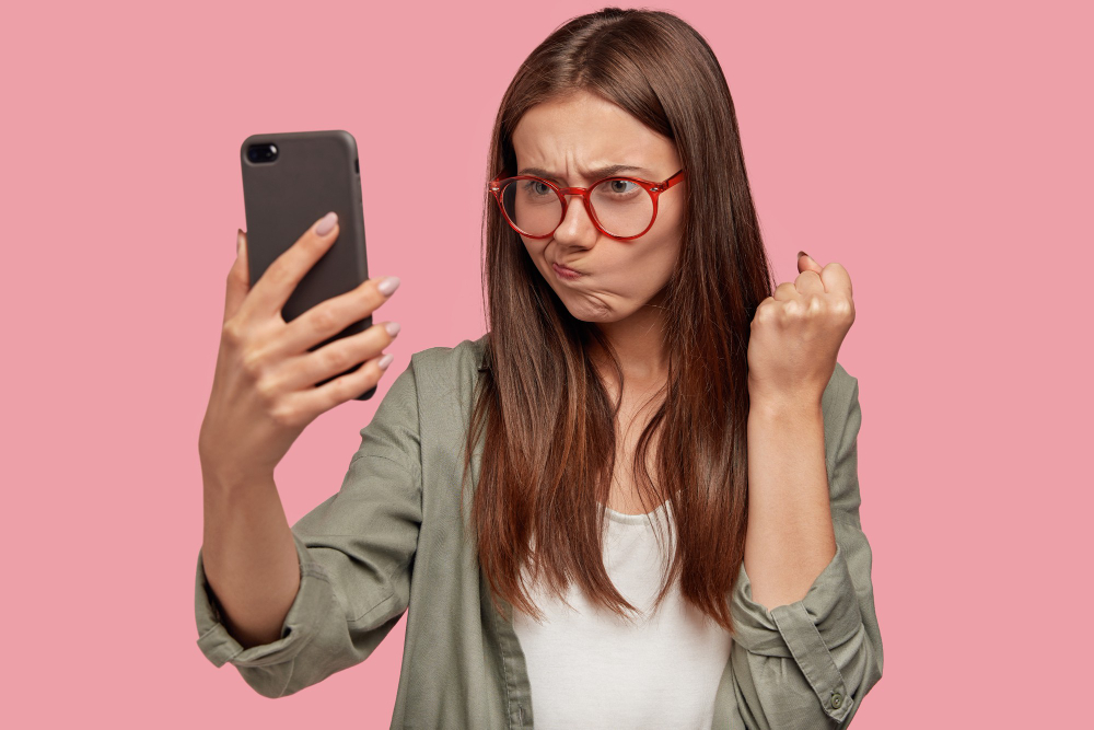 Como parar com as irritantes ligações que chegam todos os dias no celular