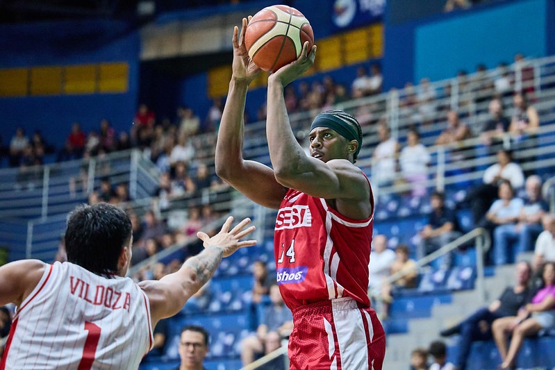 Na cola dos líderes, Sesi Franca pega o Cruzeiro neste sábado, no Pedrocão, pelo NBB