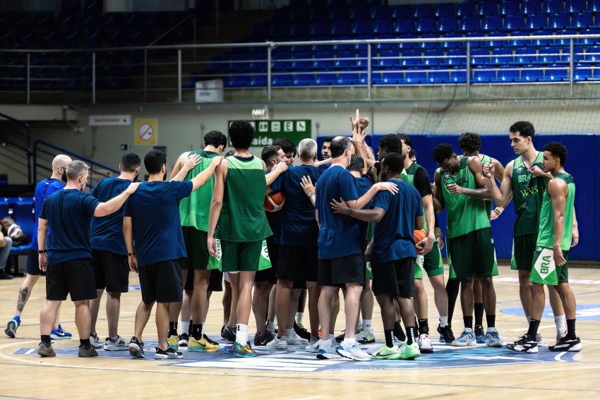 Brasil se apresenta em Belo Horizonte e segue preparação para as Eliminatórias