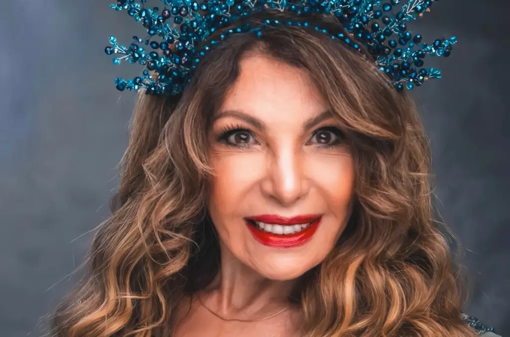Elba Ramalho celebra 4 décadas de carreira com show no ginásio do Sesc Franca