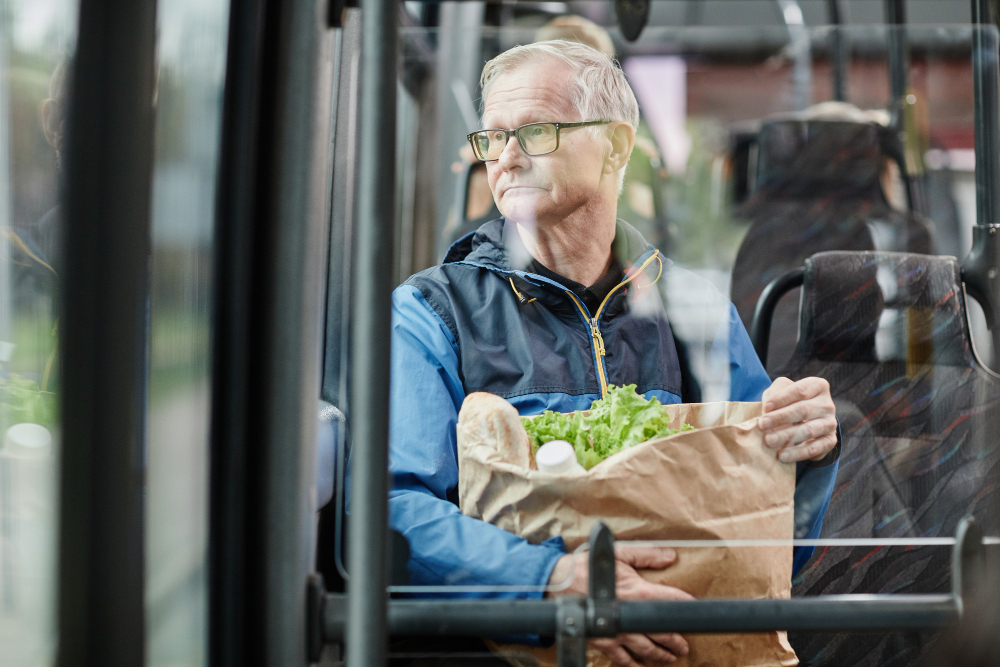 Assentos preferenciais em ônibus de Franca: projeto vai para votação dos vereadores