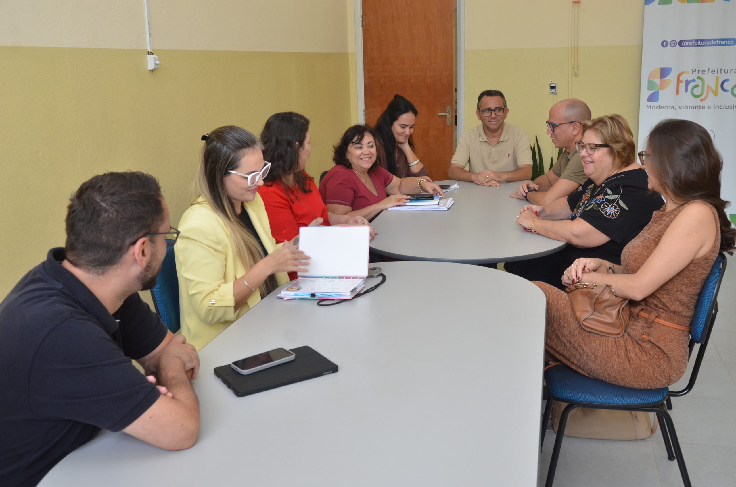 Programa assistencial de Franca vira referência e recebe visita de São Caetano