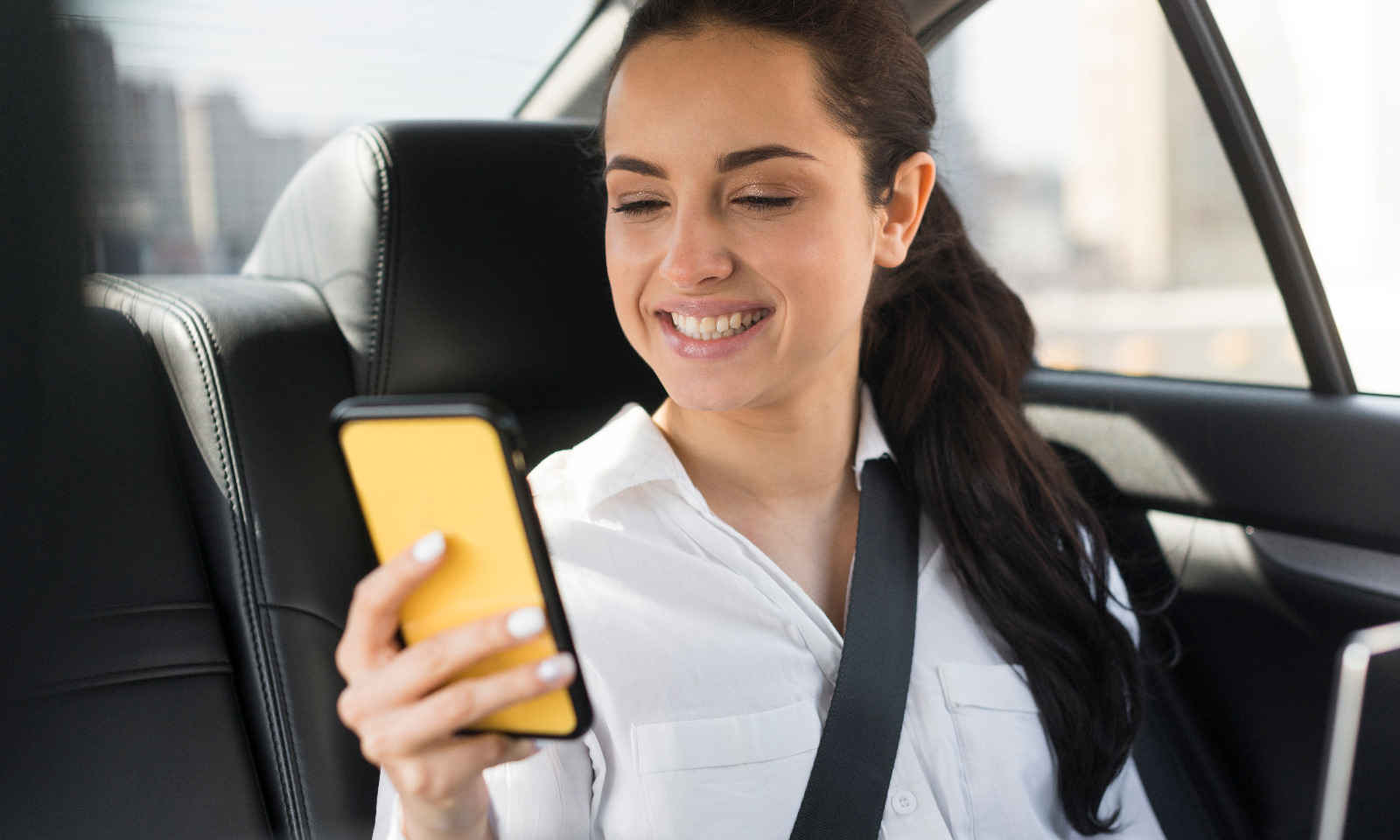 São as mulheres que turbinam as viagens por app no Brasil com 66% do movimento