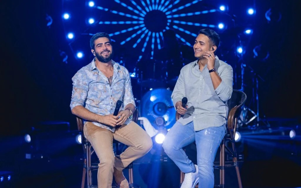Henrique & Juliano em Franca com Léo Foguete, Rayane & Rafaela e Oba Oba Samba House