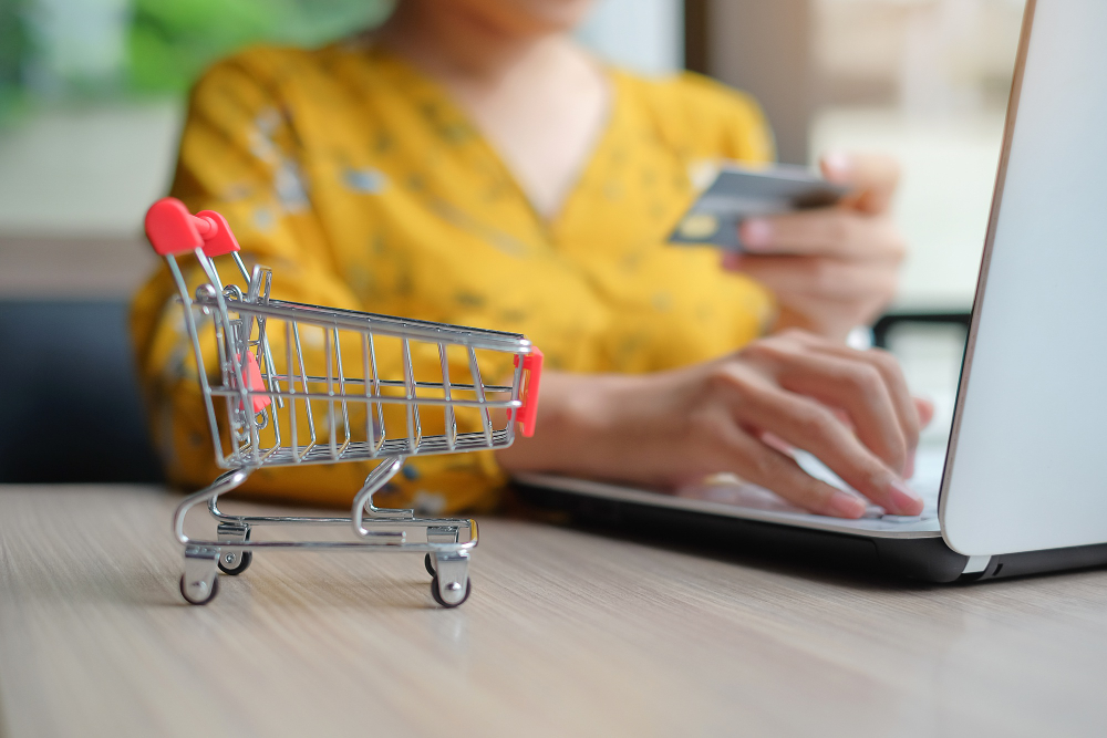 Loja online deixa de ser “renda extra” para virar a principal fonte de sustento