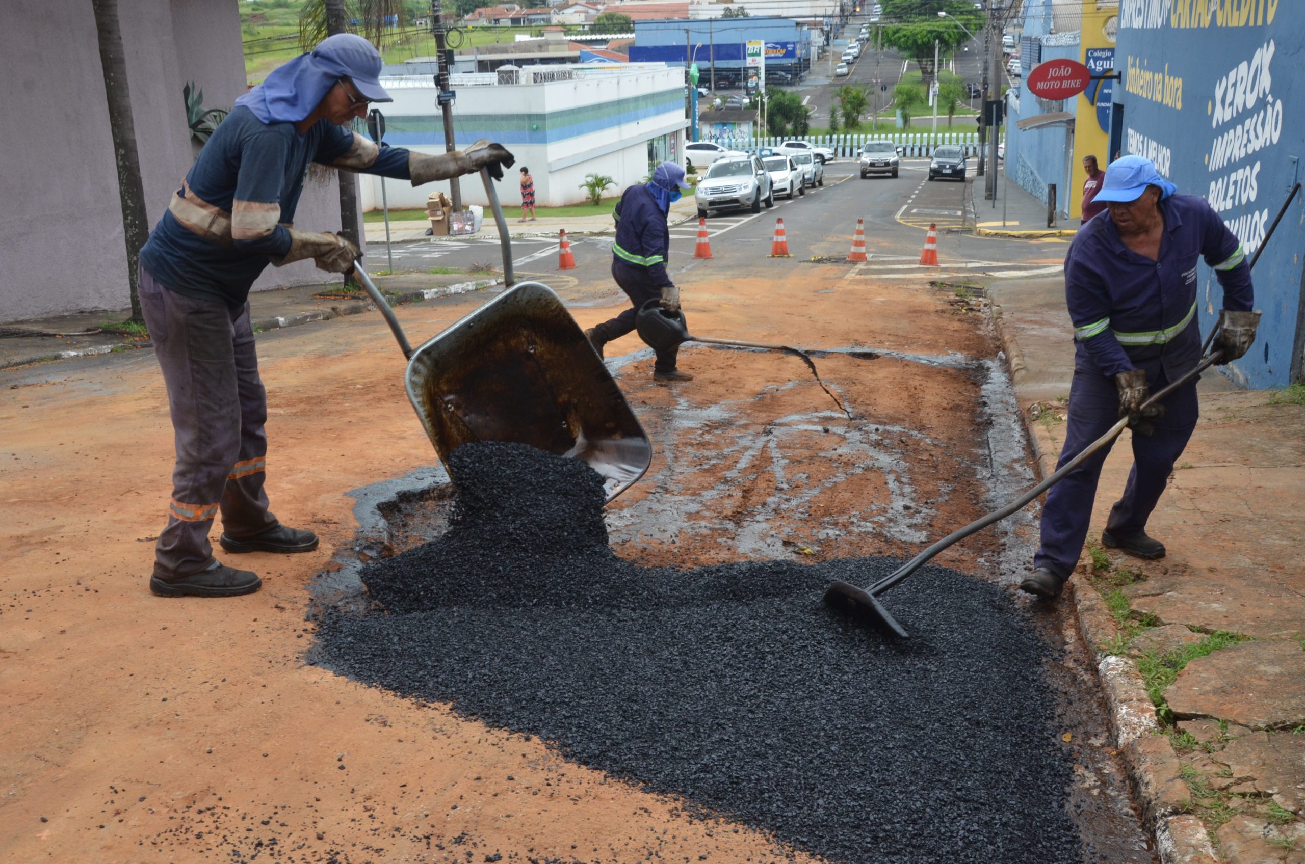 Infraestrutura conclui reparo de galerias e mantém interdições em avenidas de Franca