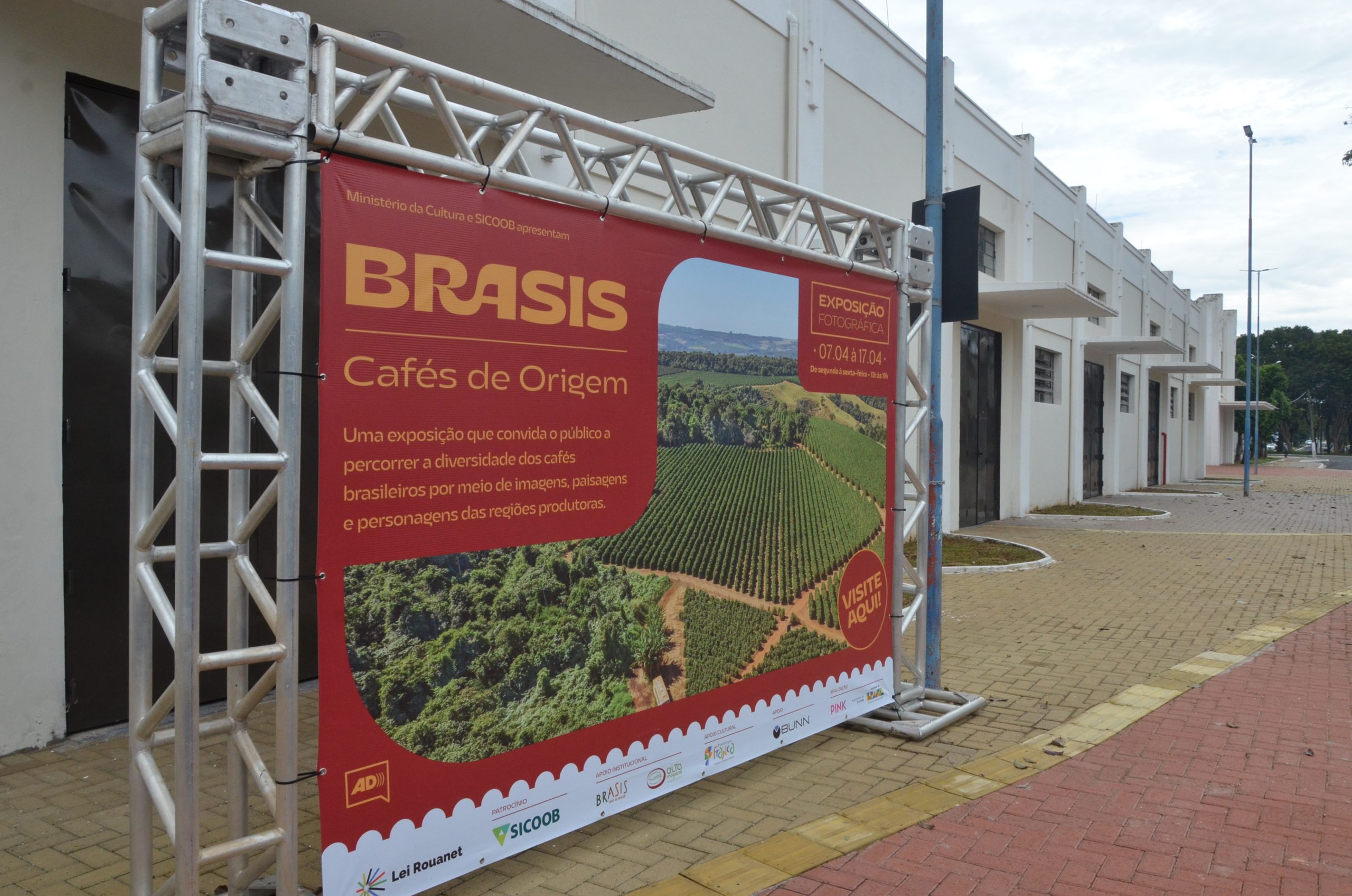 Exposição sobre cafés do Brasil movimenta a Estação Mogiana em Franca