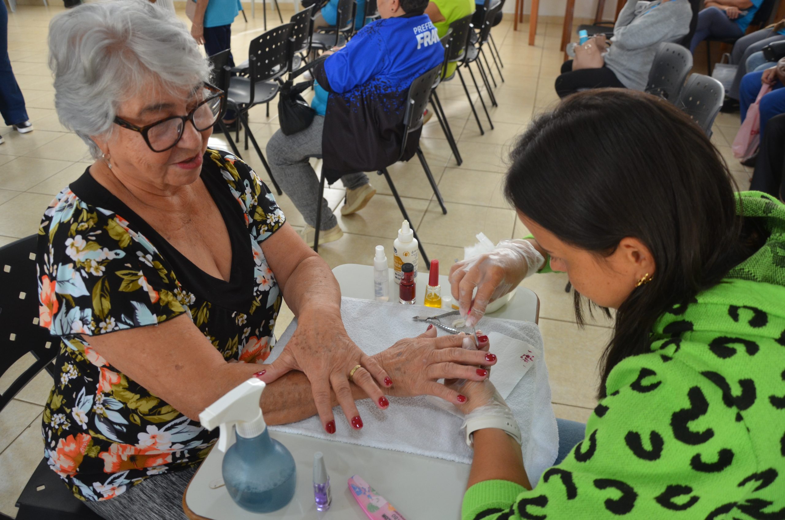 FUSSOL promove Dia da Beleza para mulheres atendidas por entidades de Franca