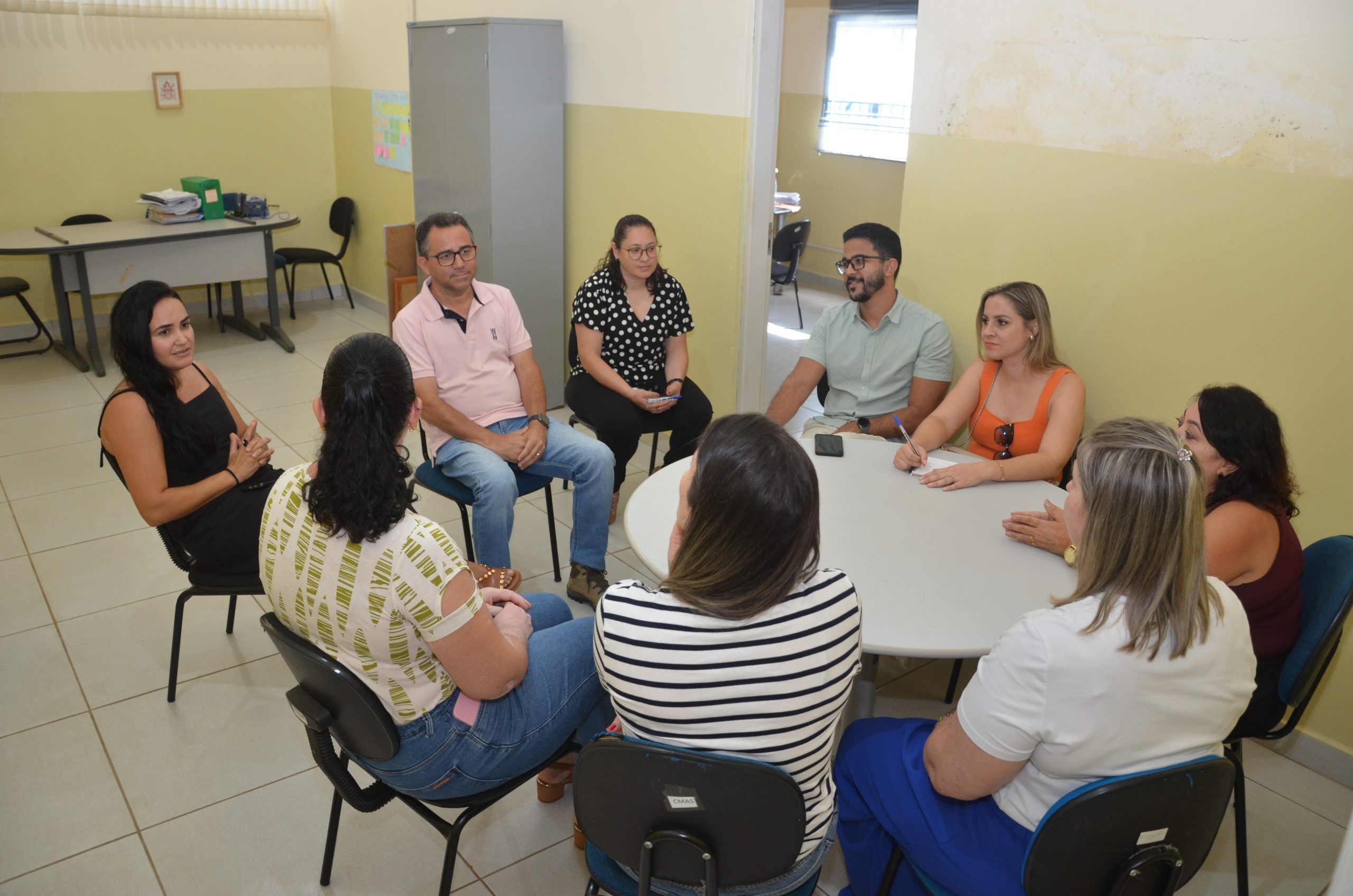 Franca vira referência e recebe comitiva para apresentar projetos sociais