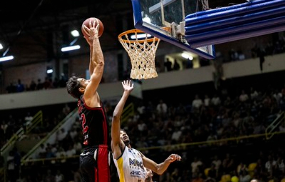 Poliesportivo recebe rodada tripla da Copa Franca de Basquete neste sábado, 16