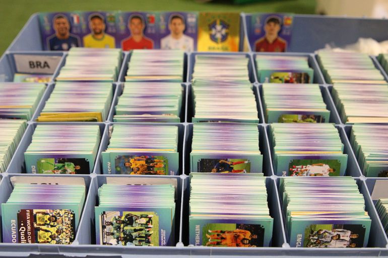 Procon registra muitas reclamações relacionadas ao álbum da Copa; veja os problemas
