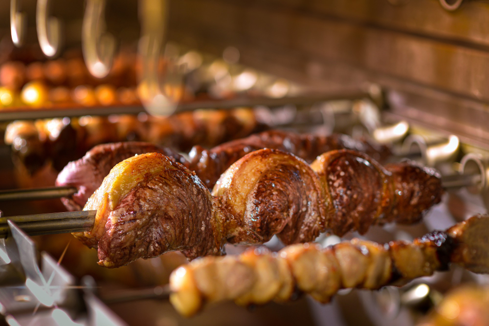 Exagerou no churrasco? Especialistas mostram 11 maneiras de prevenir o desconforto