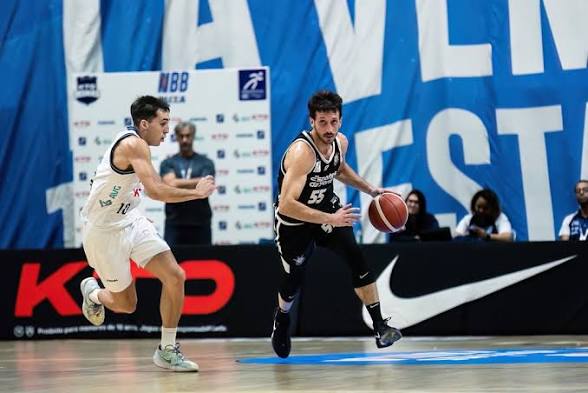 Minas Tênis vence o Corinthians em São Paulo e deixa tudo igual nas quartas do NBB