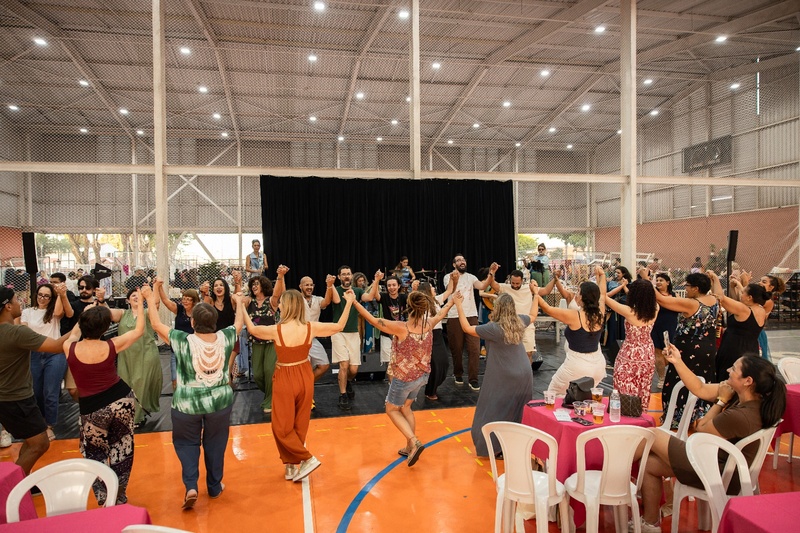 Arraiá da Feira de Quem Faz reúne artesãos, brechós e cultura em edição temática