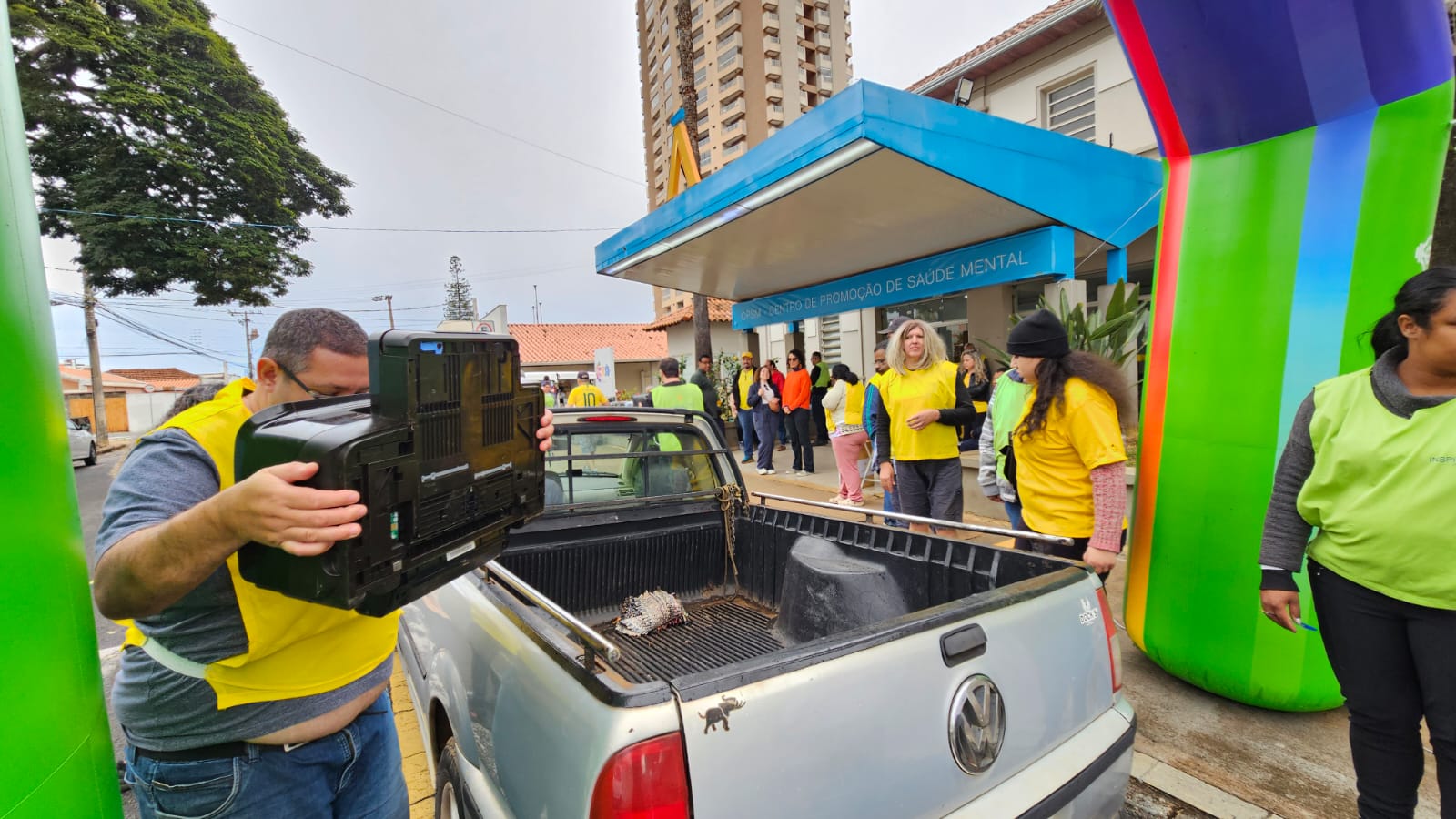 Pedágio de eletrônicos do Allan Kardec arrecada mais de 3 toneladas de materiais