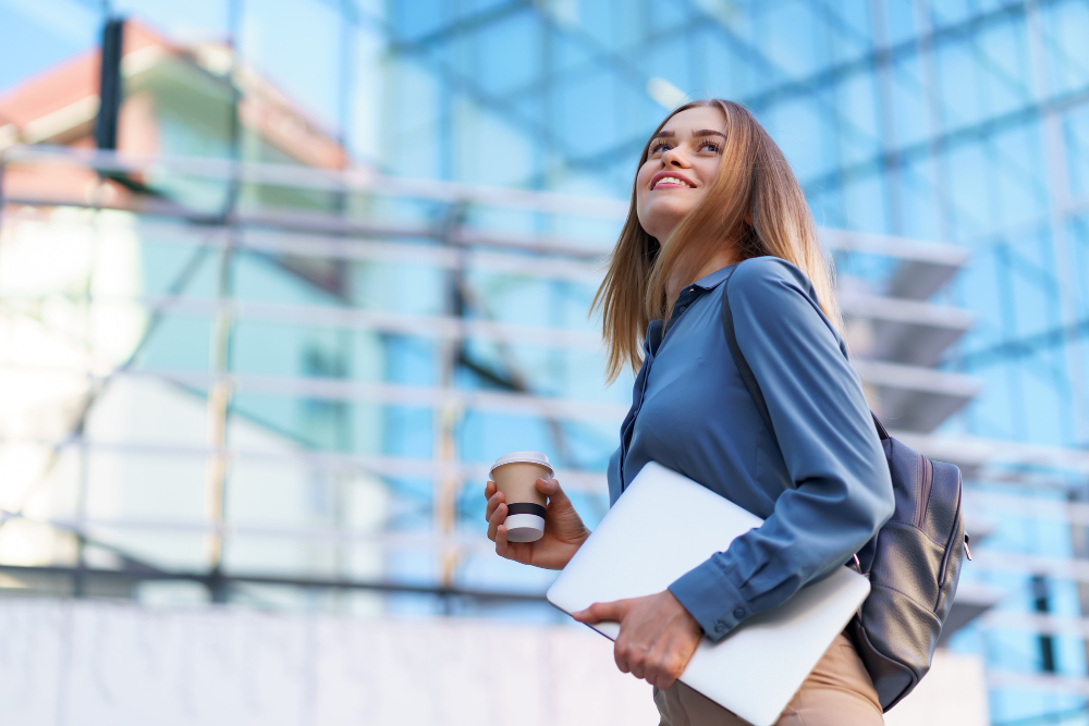 Jovens escolhem empresas que dão chance de crescer, boa remuneração e saúde mental