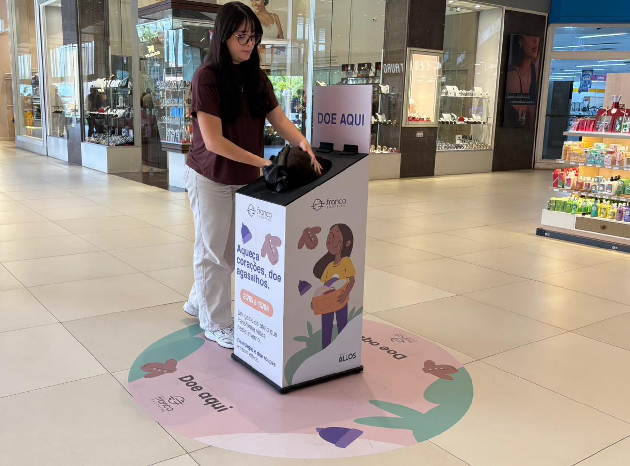 Franca Shopping inicia campanha de arrecadação de agasalhos e recebe doações