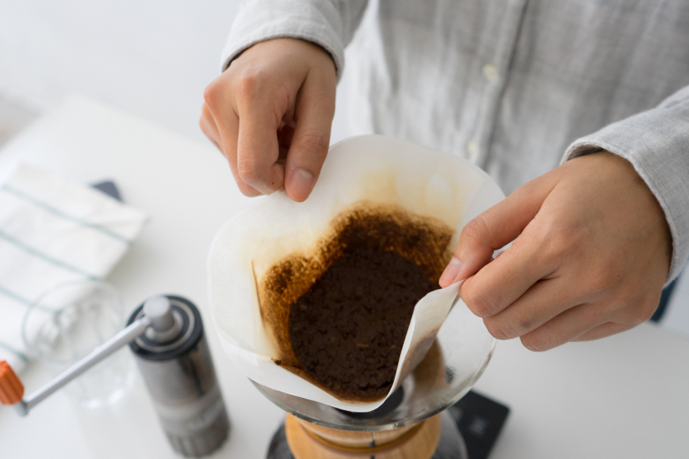 Borra de café com canela em pó: você sabe para que serve essa mistura?