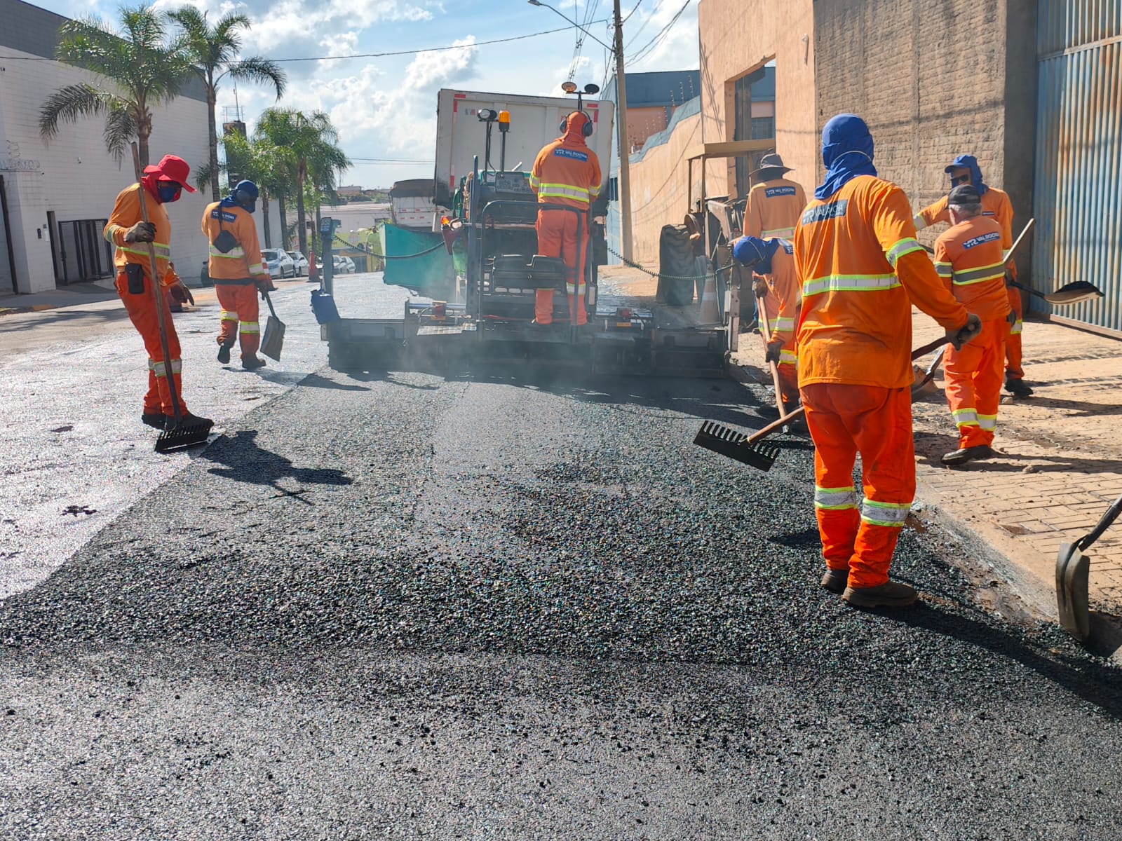 Asfalto Novo: Prefeitura inicia recapeamento em quatro grandes avenidas de Franca
