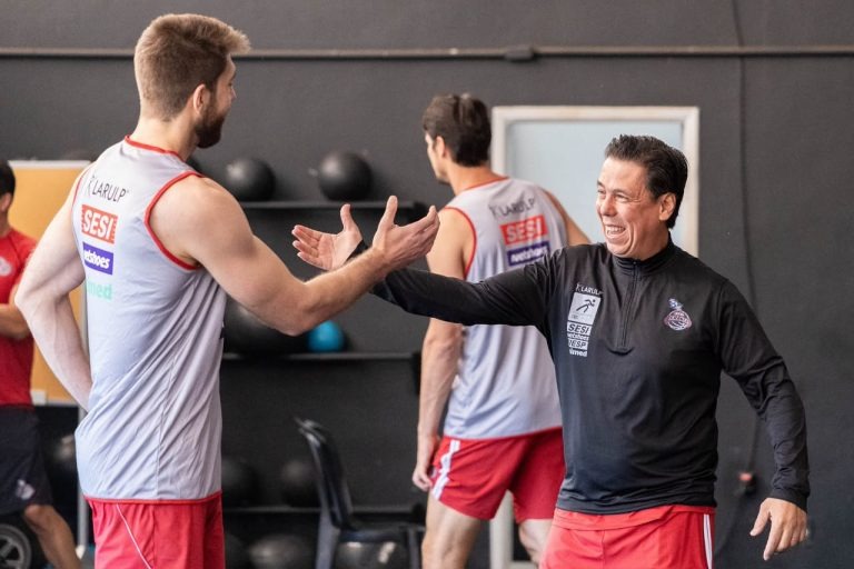 Helinho inicia trabalhos com elenco do Sesi Franca e faz projeção para temporada