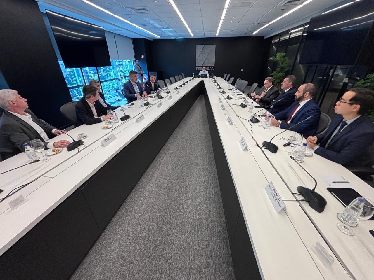 Governo paulista e Febraban criam grupo de trabalho para combater golpes digitais