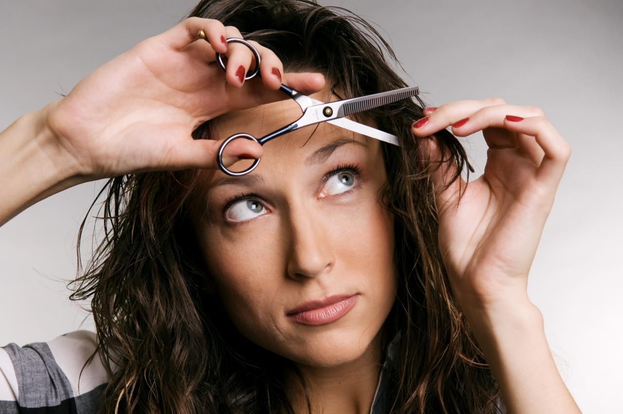 Cortar o cabelo na Lua Crescente funciona? Entenda a crença