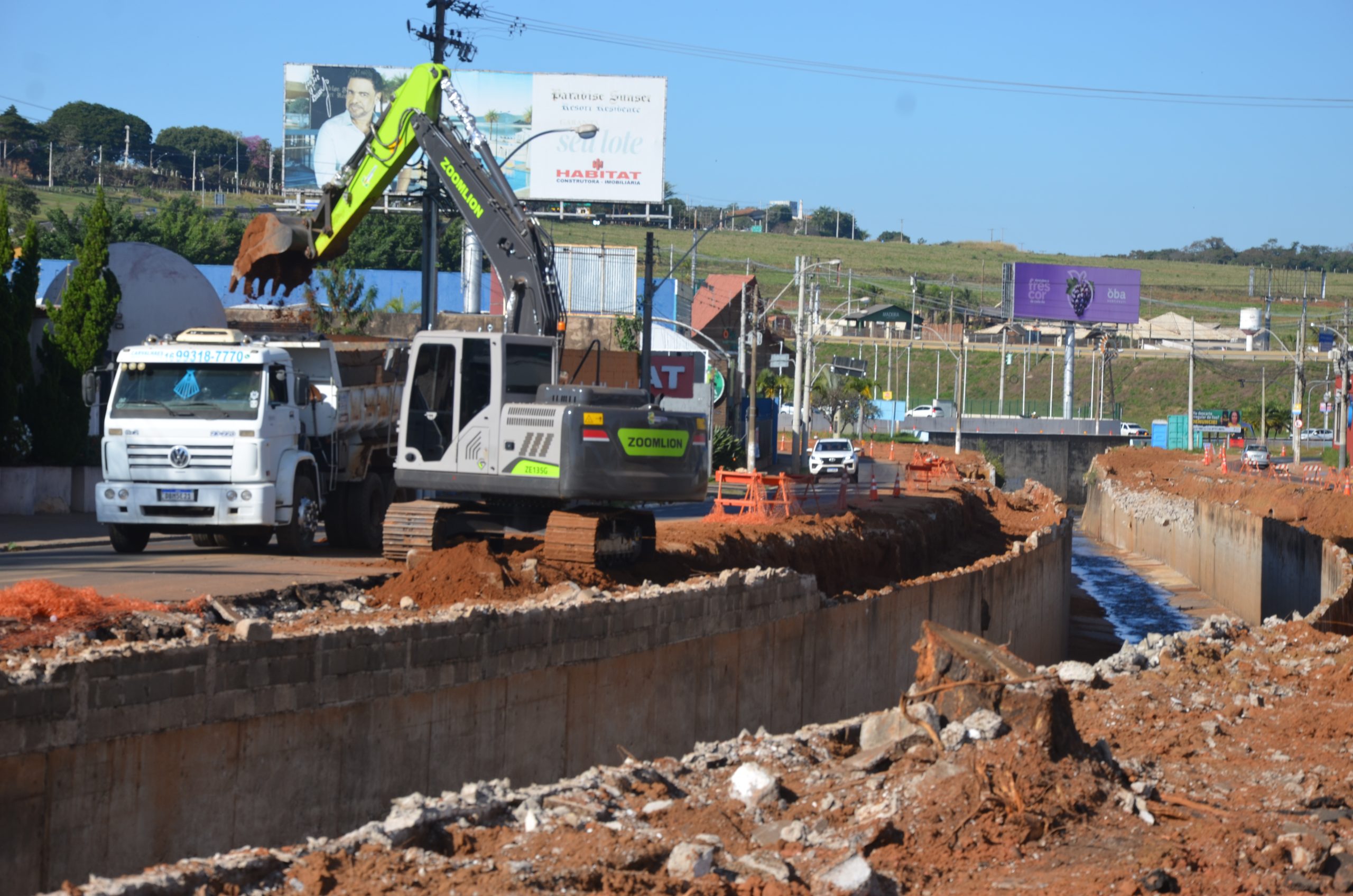 Obra antienchente fecha trechos da Av. Antonio Barbosa Filho a partir desta 4ª, 8