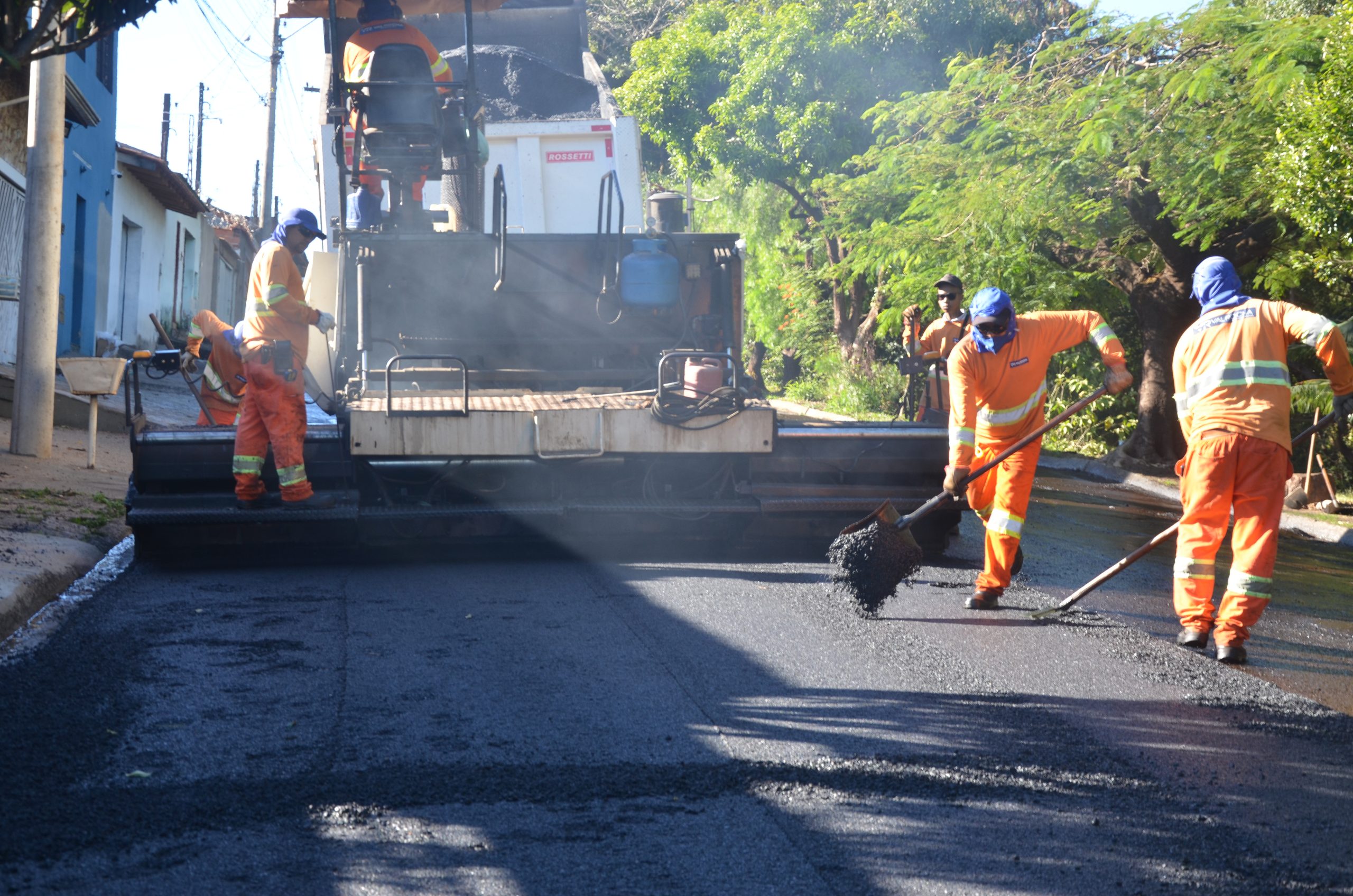 Asfalto Novo recupera avenida no Jardim Portinari e avança para a Alonso y Alonso