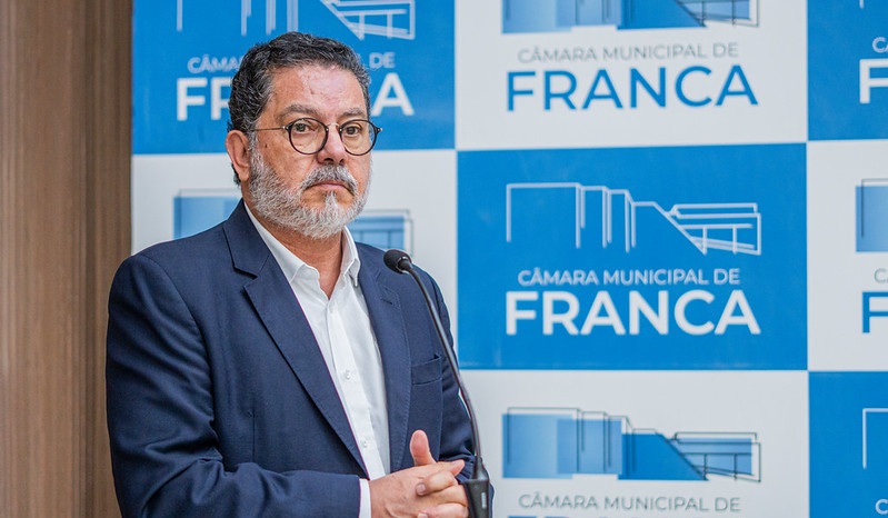 Presidente do órgão estadual que aprova os loteamentos fala na Câmara de Franca