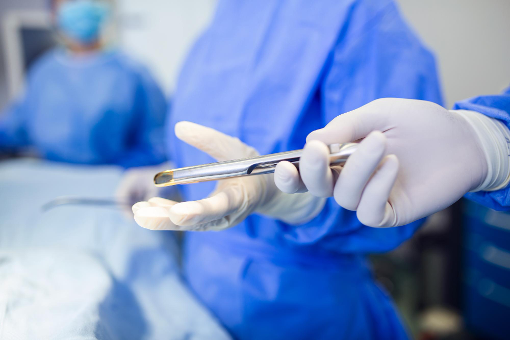 Vasectomia: porque cada vez mais homens optam pelo procedimento após a paternidade?