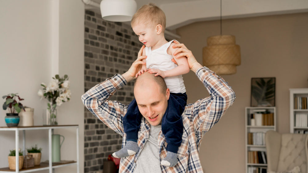 Calvície é hereditária? o que de verdade os pais transmitem aos seus filhos?