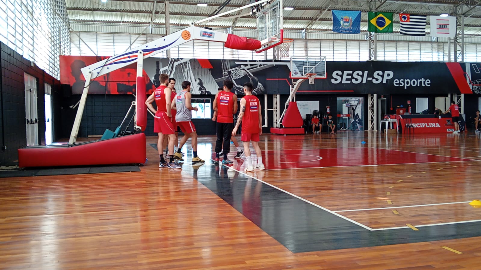 Sesi Franca treina para manter domínio no Paulista e conquistar o hexa do NBB