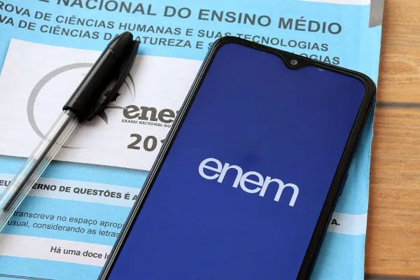Professor arrisca sete temas que merecem atenção para a redação do Enem em 2026