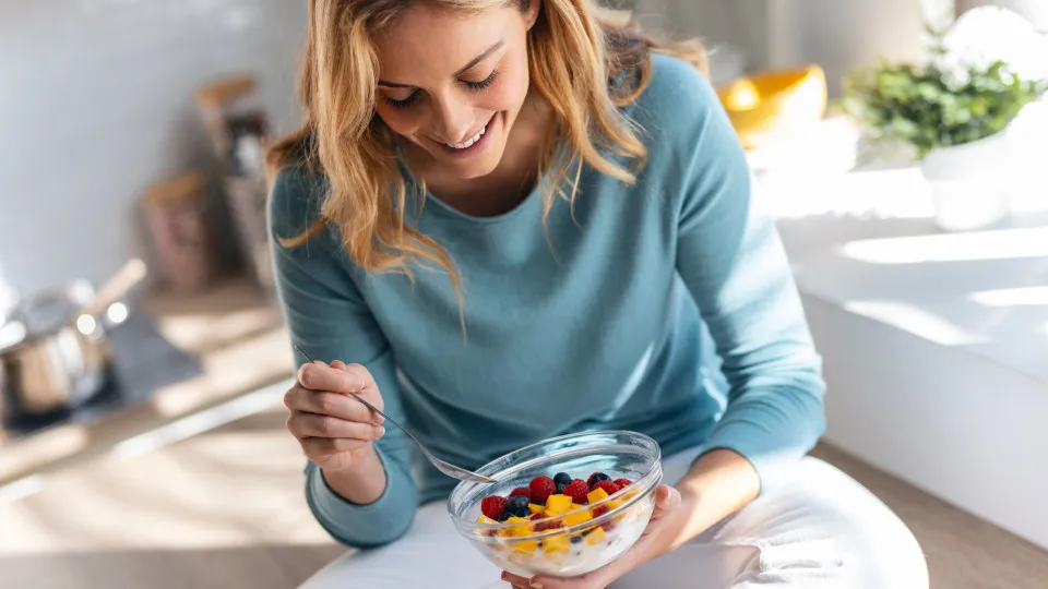 Antes ou depois das refeições? Médica revela melhor hora para comer frutas