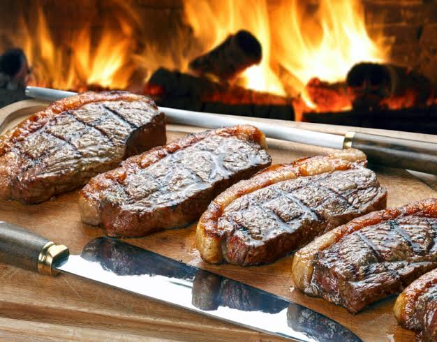 Carne com ou sem gordura? Veja se realmente a gordurinha pode prejudicar a saúde